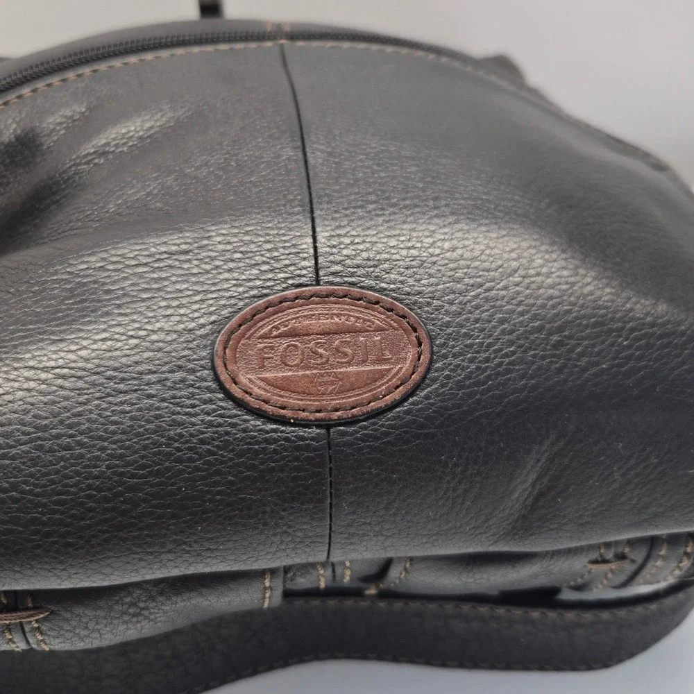 Fossil Crossbody Messenger Bag Medium Black Pebbled Leather Multi Pocket Utility